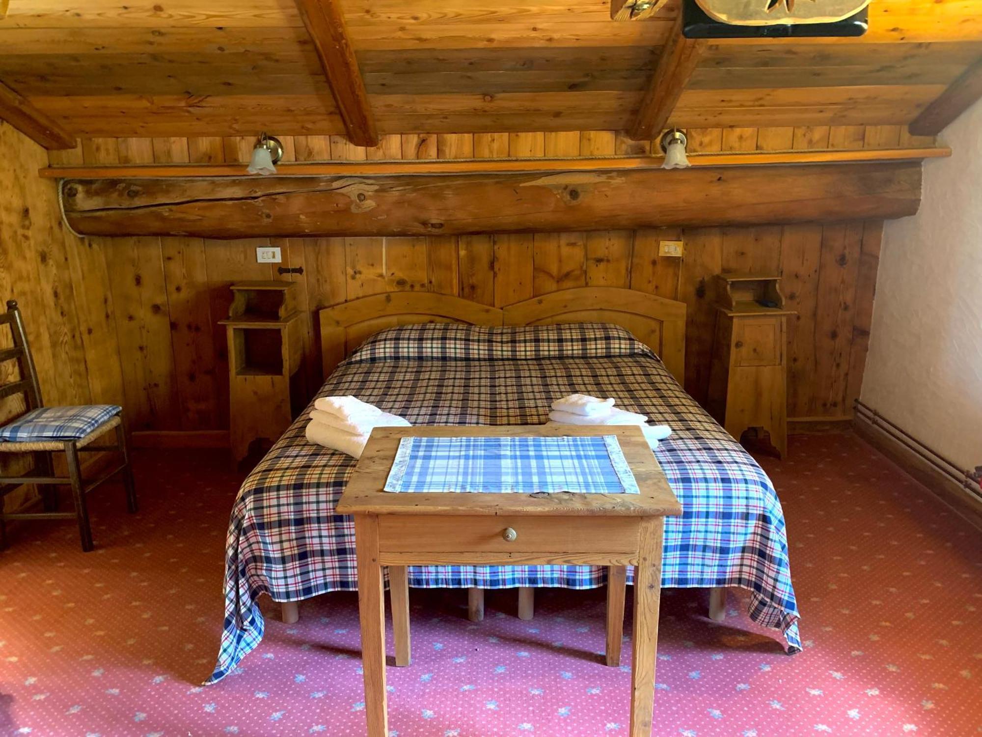 Chalet Del Lago Черезоле Реал Екстериор снимка